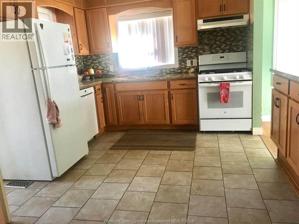 2168 Dominion, Windsor, Ontario  N9B 3H9 - Photo 26 - 26003884