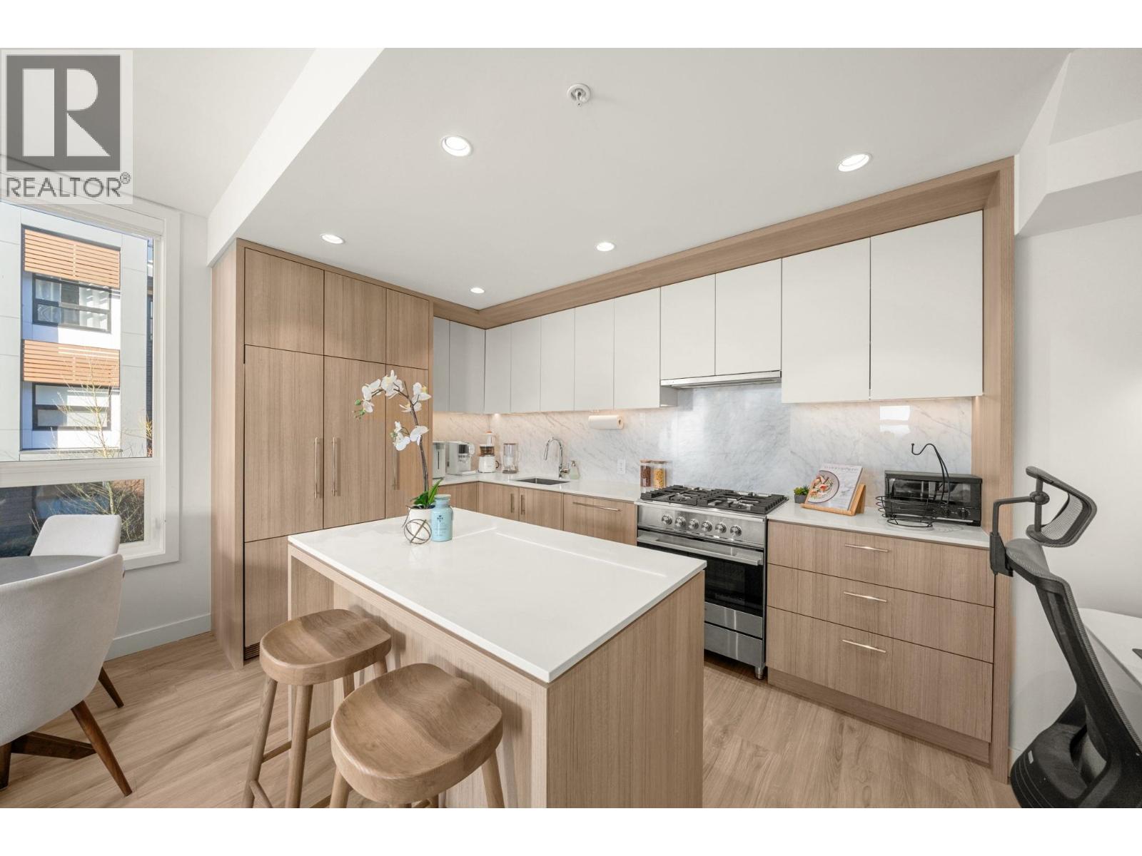 312 6085 Irmin Street, Burnaby, British Columbia  V5J 5C5 - Photo 6 - R3094255