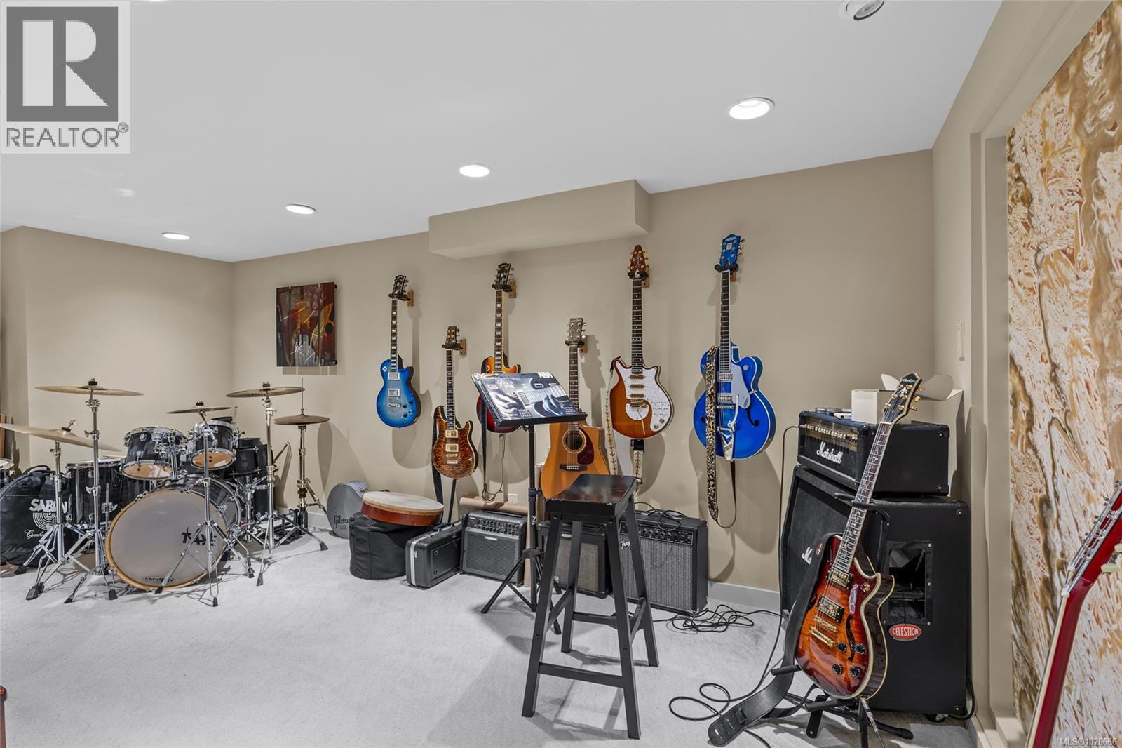 196 Homer Rd, Saanich, British Columbia  V8Z 1V6 - Photo 26 - 1026666