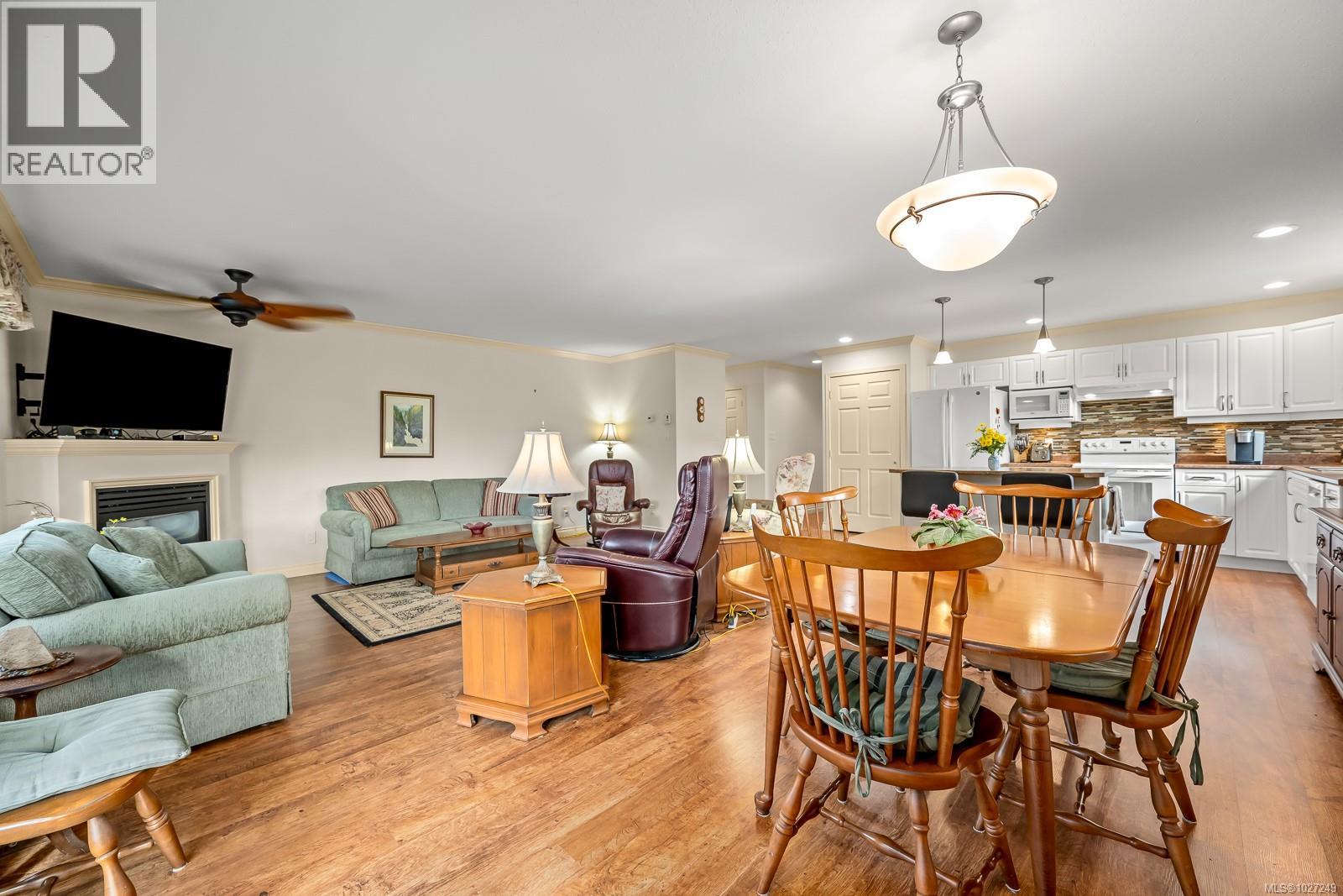 803 Labrador Dr, Comox, British Columbia  V9M 4H9 - Photo 14 - 1027249