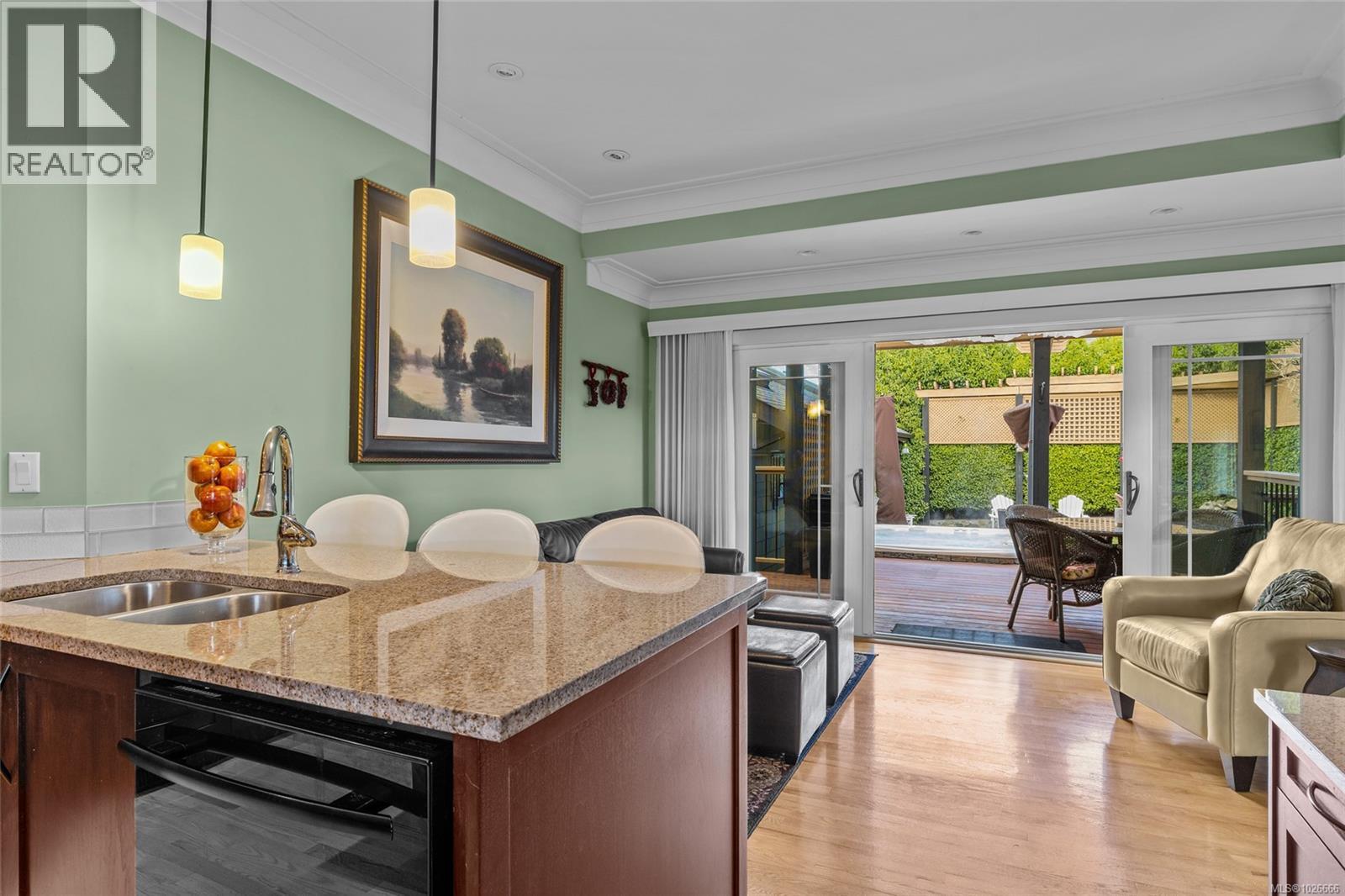 196 Homer Rd, Saanich, British Columbia  V8Z 1V6 - Photo 15 - 1026666