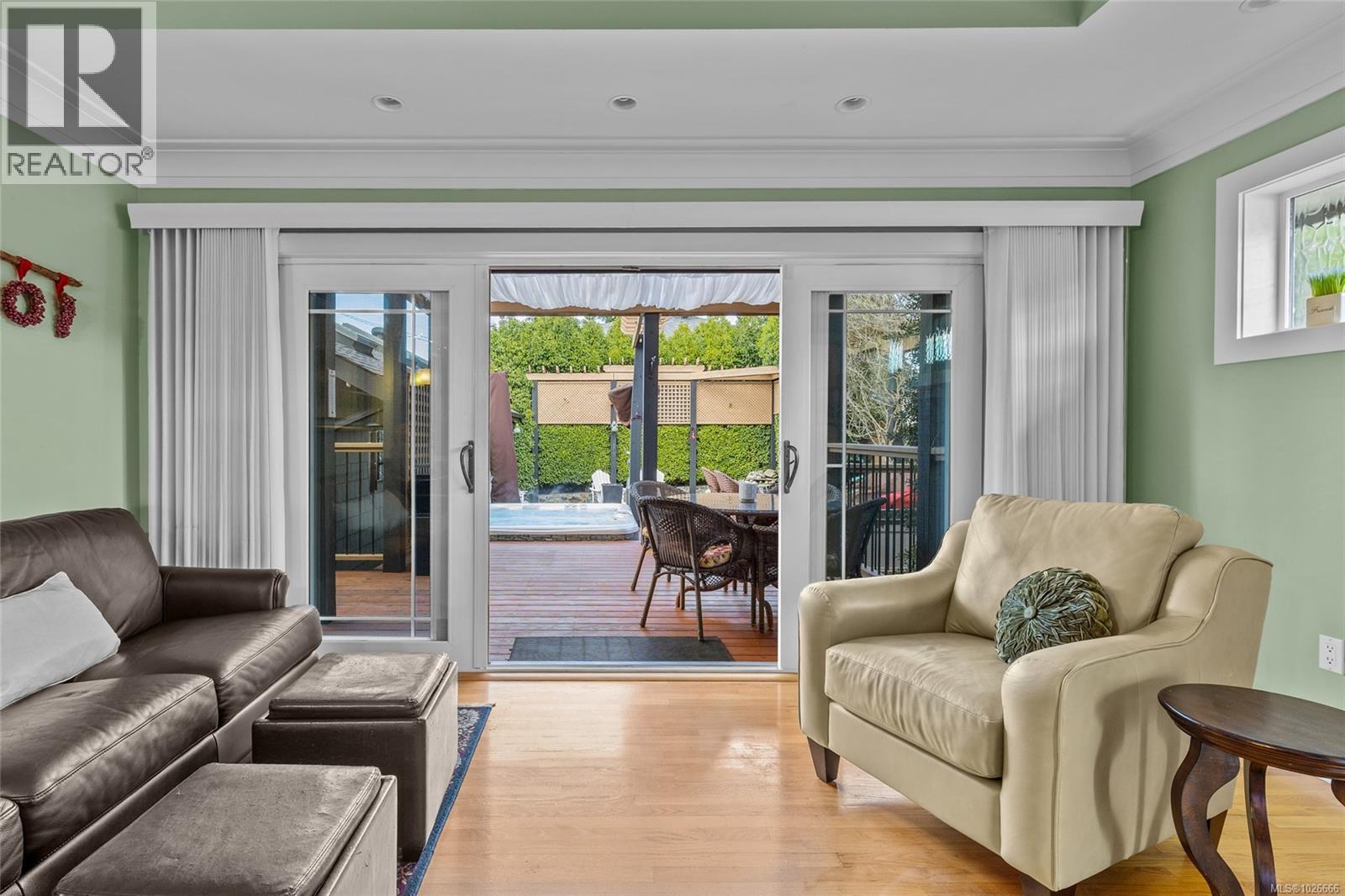 196 Homer Rd, Saanich, British Columbia  V8Z 1V6 - Photo 16 - 1026666