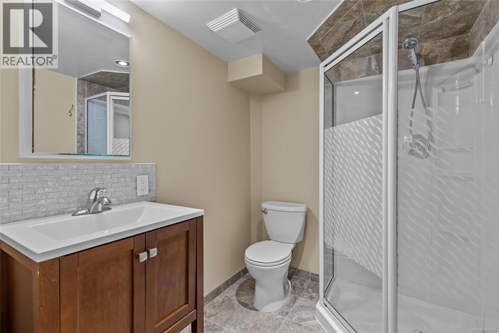 196 Homer Rd, Saanich, British Columbia  V8Z 1V6 - Photo 46 - 1026666