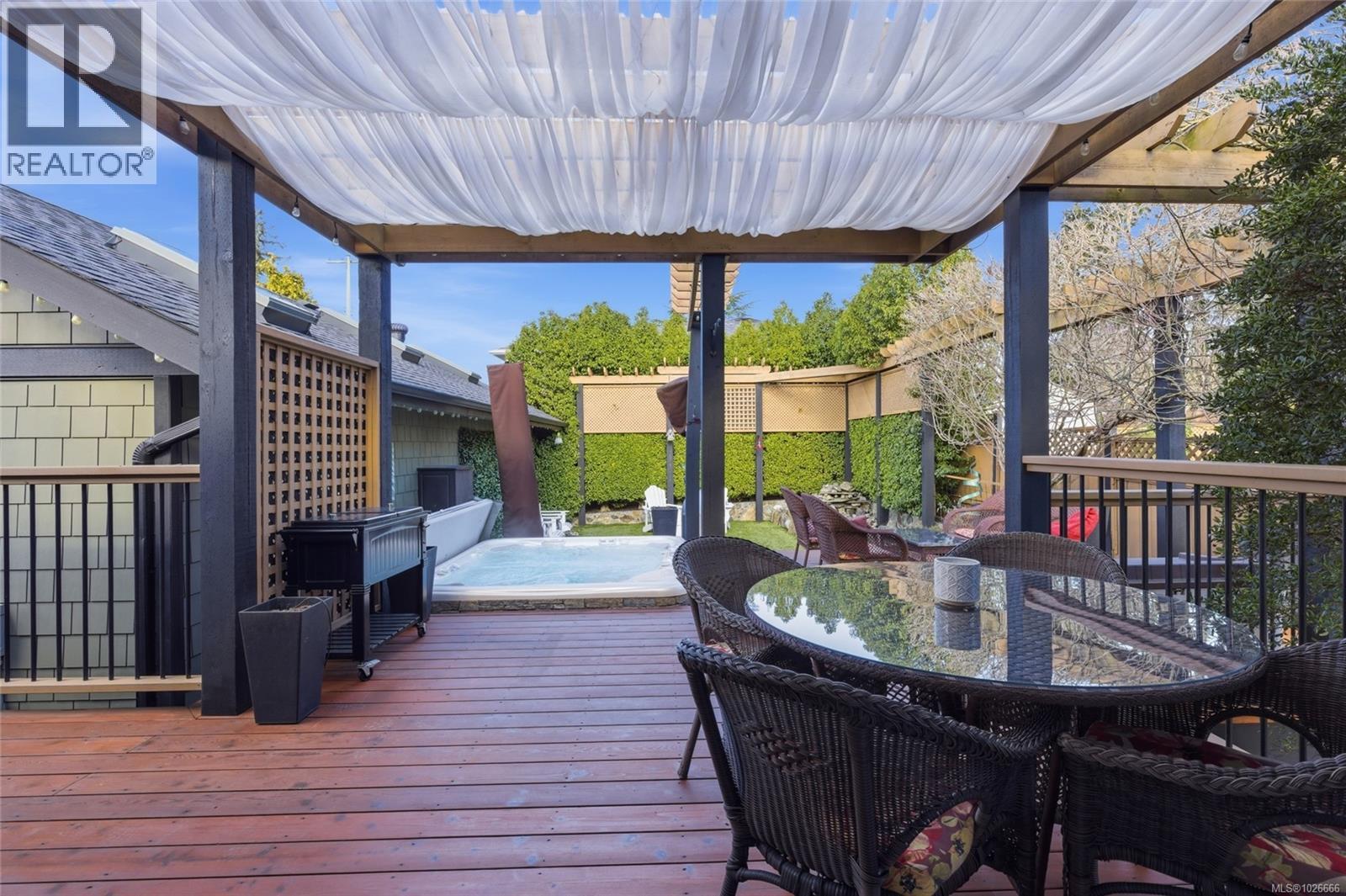 196 Homer Rd, Saanich, British Columbia  V8Z 1V6 - Photo 40 - 1026666