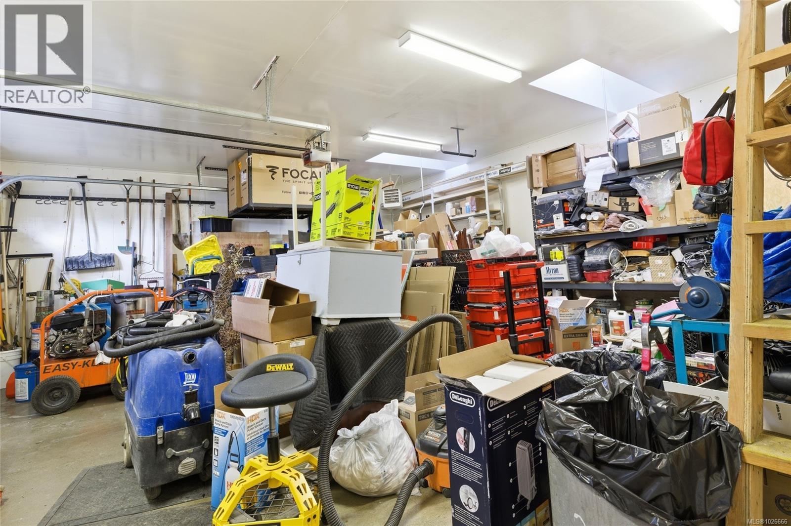 196 Homer Rd, Saanich, British Columbia  V8Z 1V6 - Photo 50 - 1026666