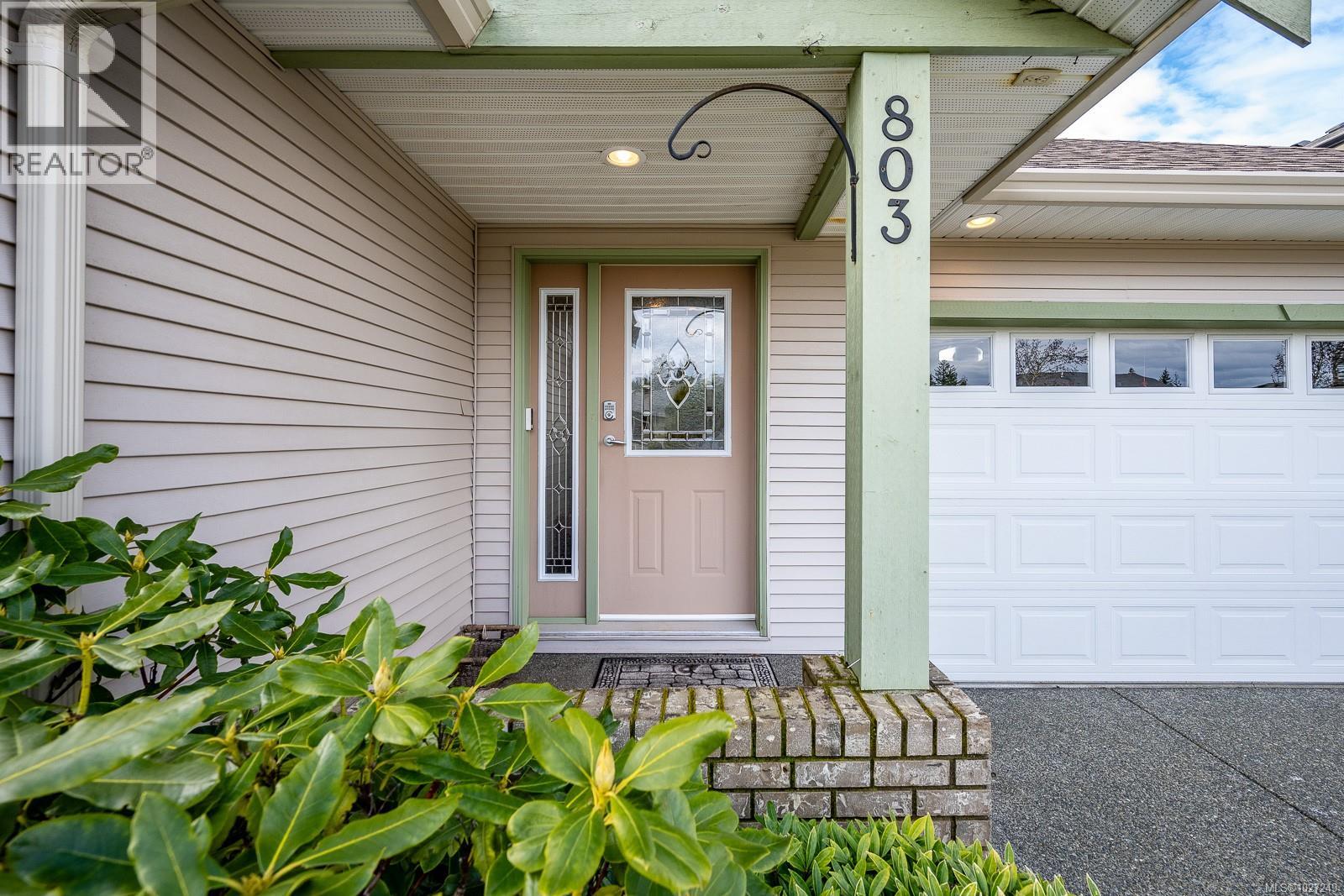 803 Labrador Dr, Comox, British Columbia  V9M 4H9 - Photo 31 - 1027249