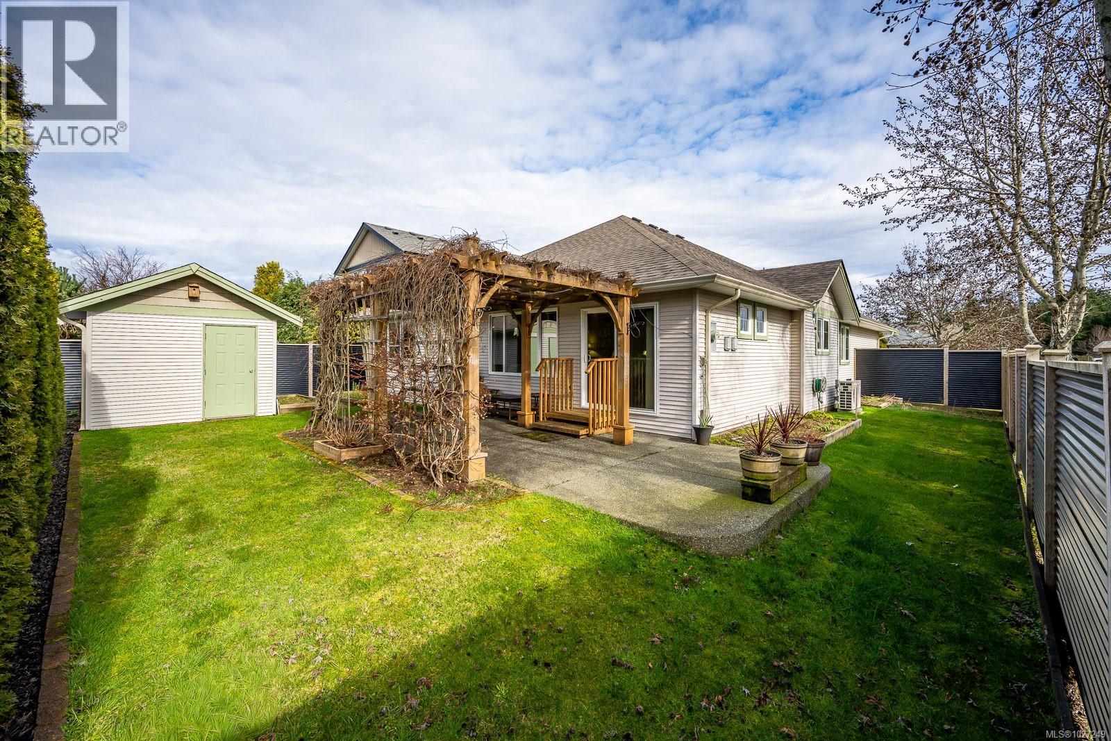 803 Labrador Dr, Comox, British Columbia  V9M 4H9 - Photo 39 - 1027249