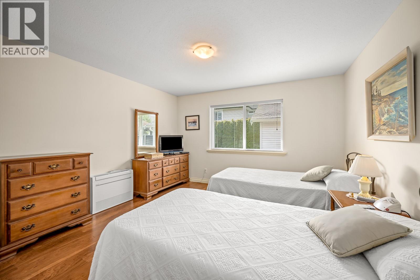 803 Labrador Dr, Comox, British Columbia  V9M 4H9 - Photo 27 - 1027249