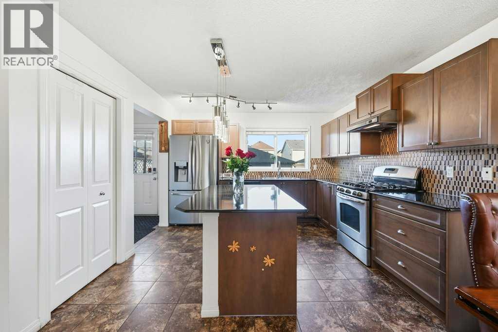 70 Skyview Point Green Ne, Calgary, Alberta  T3N 0G6 - Photo 13 - A2287436