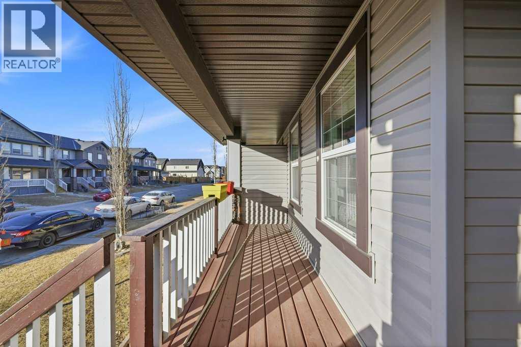 70 Skyview Point Green Ne, Calgary, Alberta  T3N 0G6 - Photo 4 - A2287436