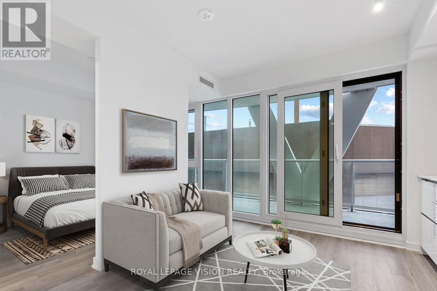 3113 - 230 Simcoe Street, Toronto, Ontario  M5T 1T4 - Photo 4 - C12828986