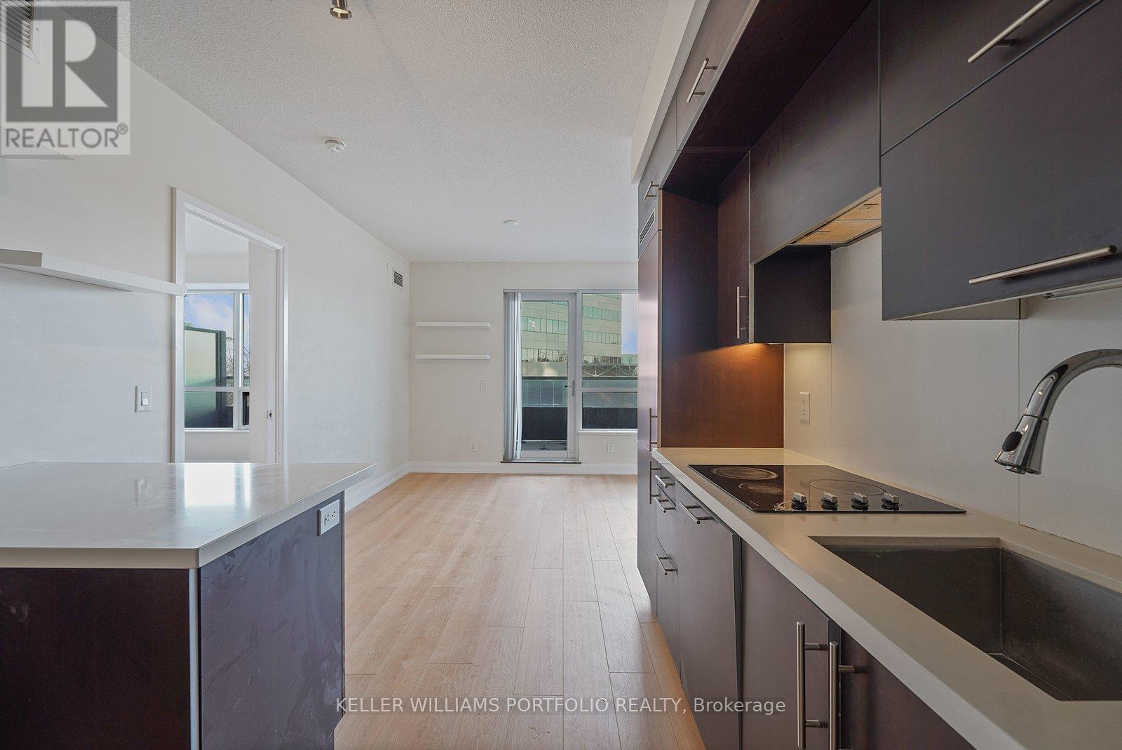 210 - 2 Anndale Drive, Toronto, Ontario  M2N 0G5 - Photo 10 - C12828990