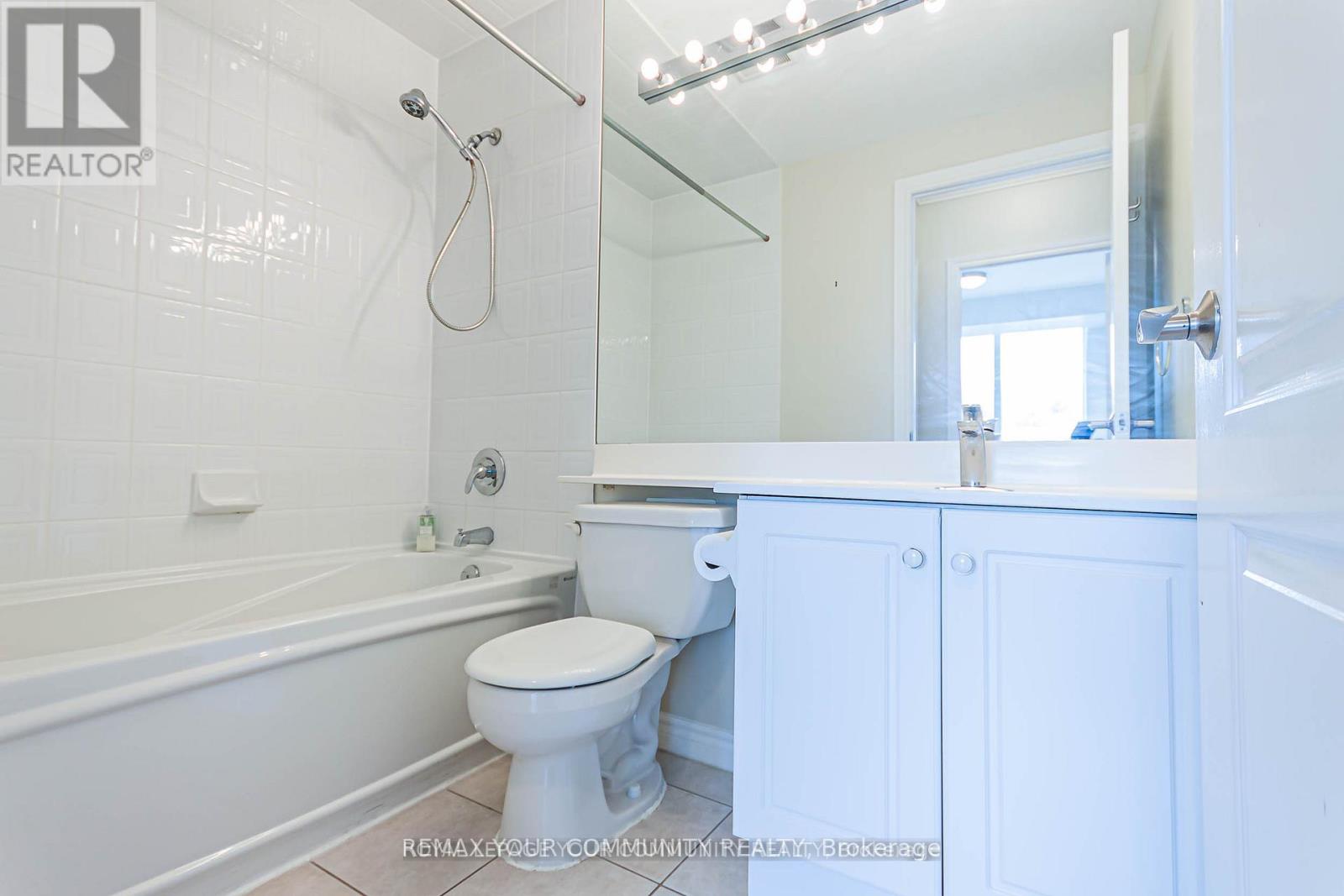 803 - 28 William Carson Crescent, Toronto, Ontario  M2P 2H1 - Photo 23 - C12828992