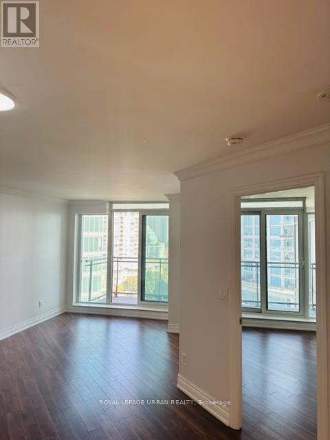 1010 - 2121 Lake Shore Boulevard W, Toronto, Ontario  M8V 4E9 - Photo 10 - W12828360