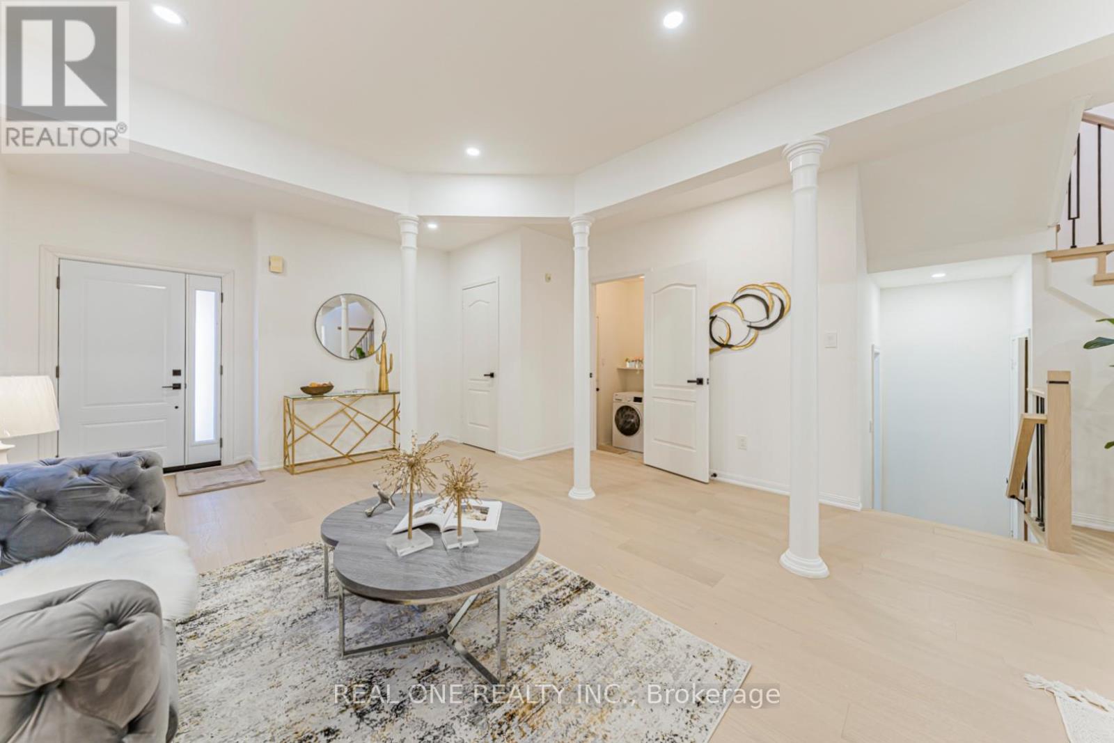 33 Formosa Drive, Richmond Hill, Ontario  L4S 1S6 - Photo 10 - N12828972