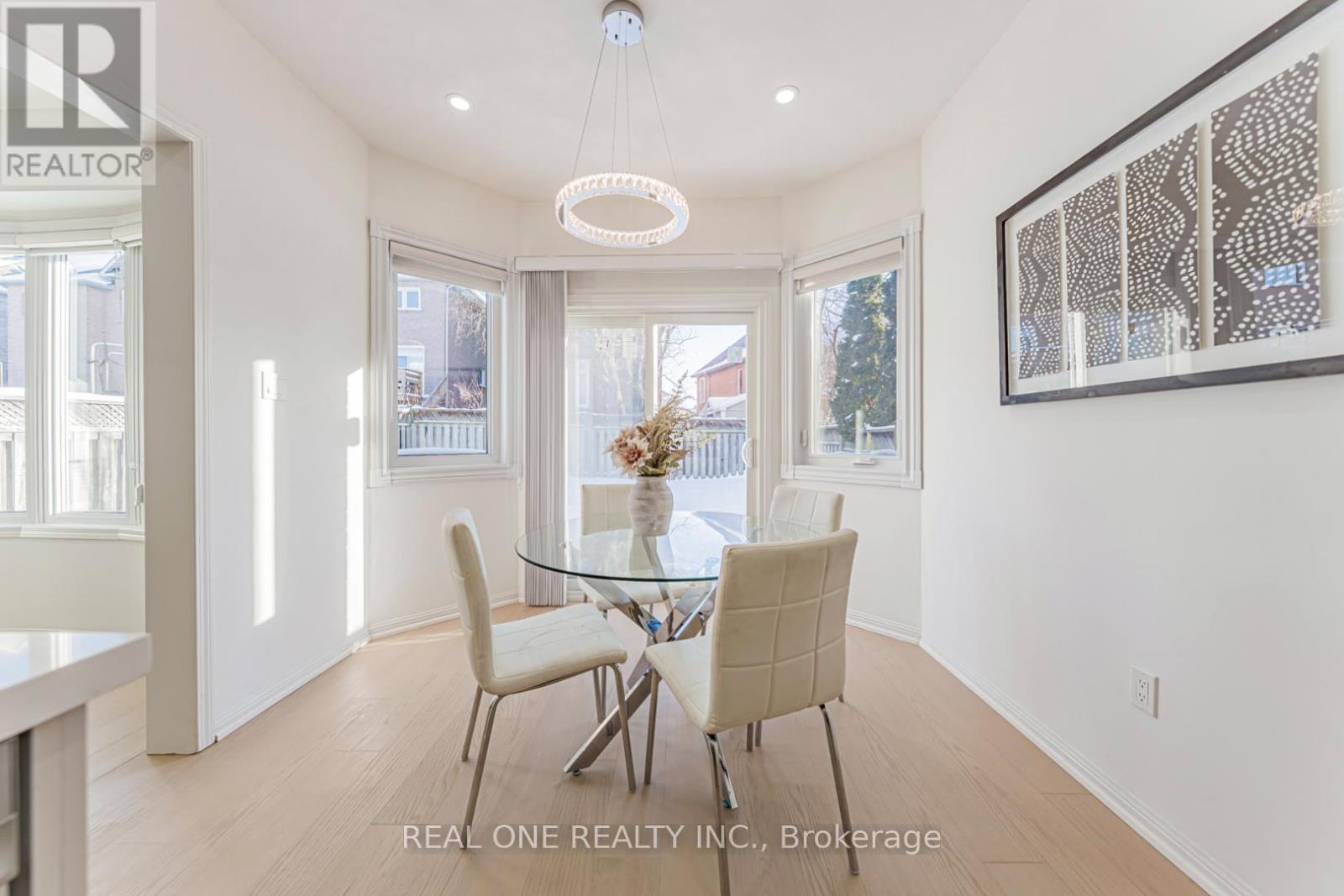 33 Formosa Drive, Richmond Hill, Ontario  L4S 1S6 - Photo 25 - N12828972