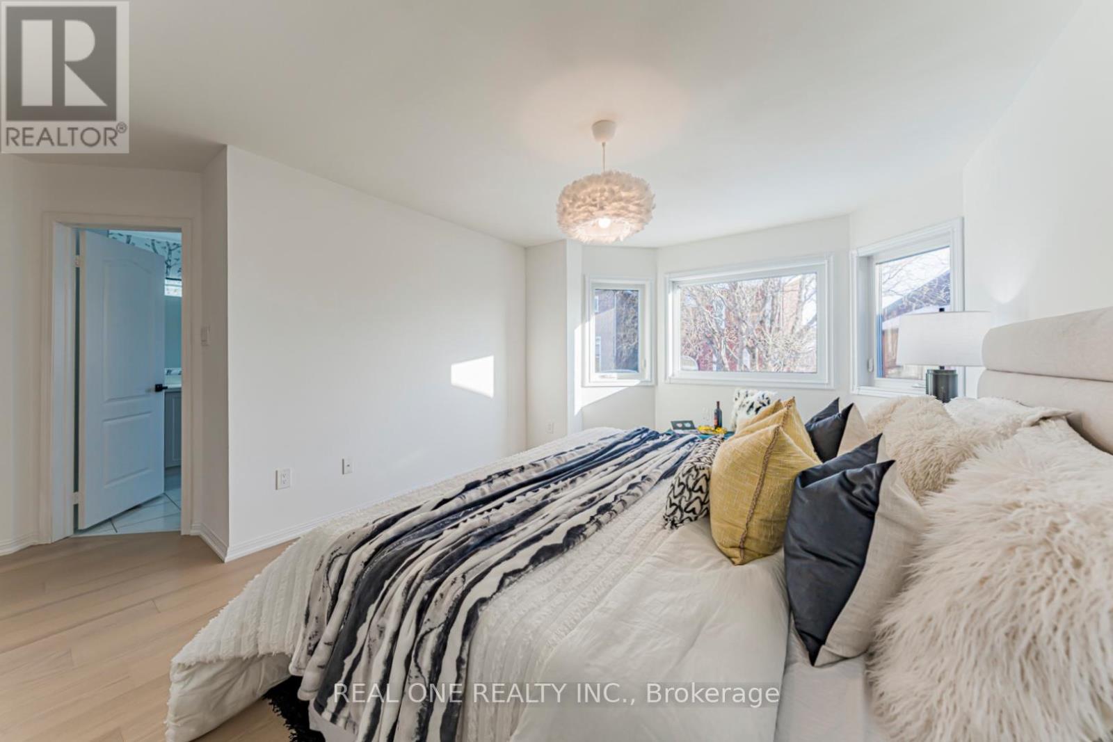 33 Formosa Drive, Richmond Hill, Ontario  L4S 1S6 - Photo 31 - N12828972