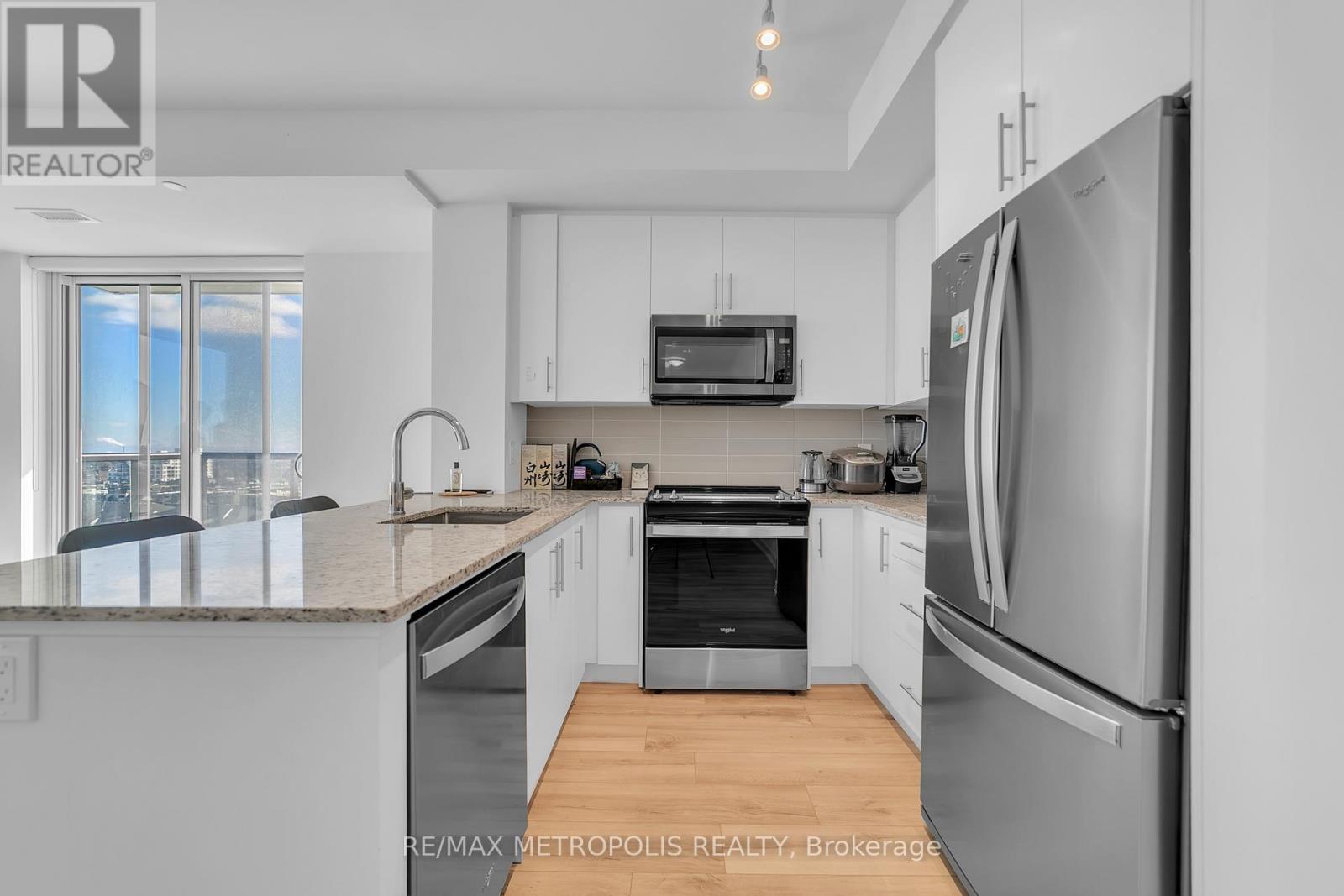 1002 - 345 Wheat Boom Drive, Oakville, Ontario  L6H 7X4 - Photo 14 - W12828962