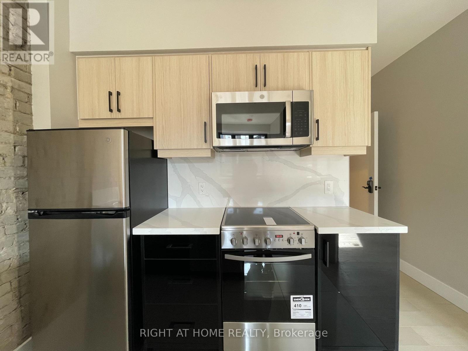 2a - 411 Roncesvalles Avenue, Toronto, Ontario  M6R 2N1 - Photo 3 - W12828974