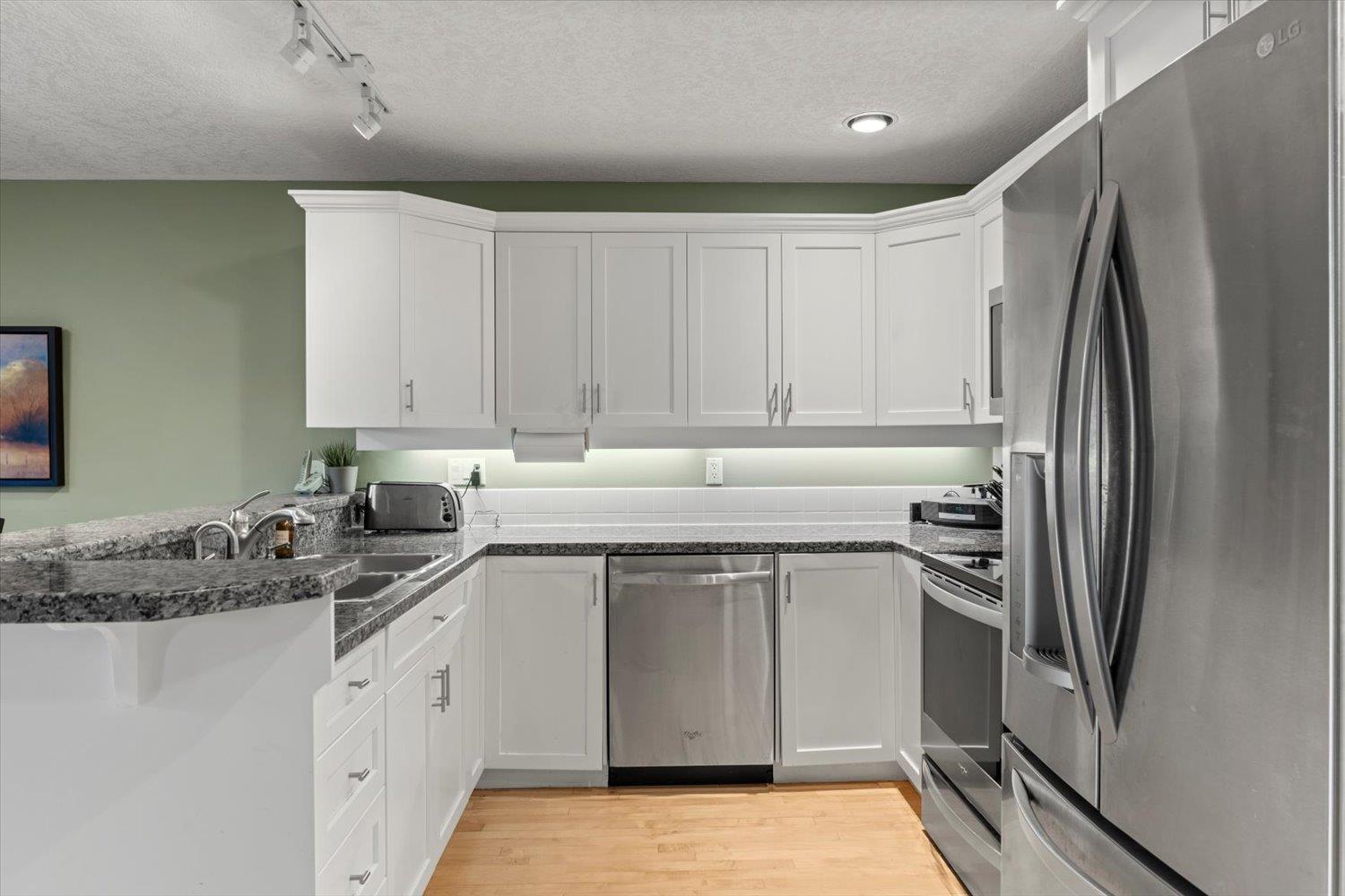 90 4001 Old Clayburn Road, Abbotsford, British Columbia  V3G 1C5 - Photo 15 - R3082416