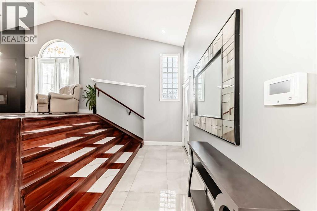 305 Lakeside Greens Crescent, Chestermere, Alberta  T1X 1C3 - Photo 2 - A2286480