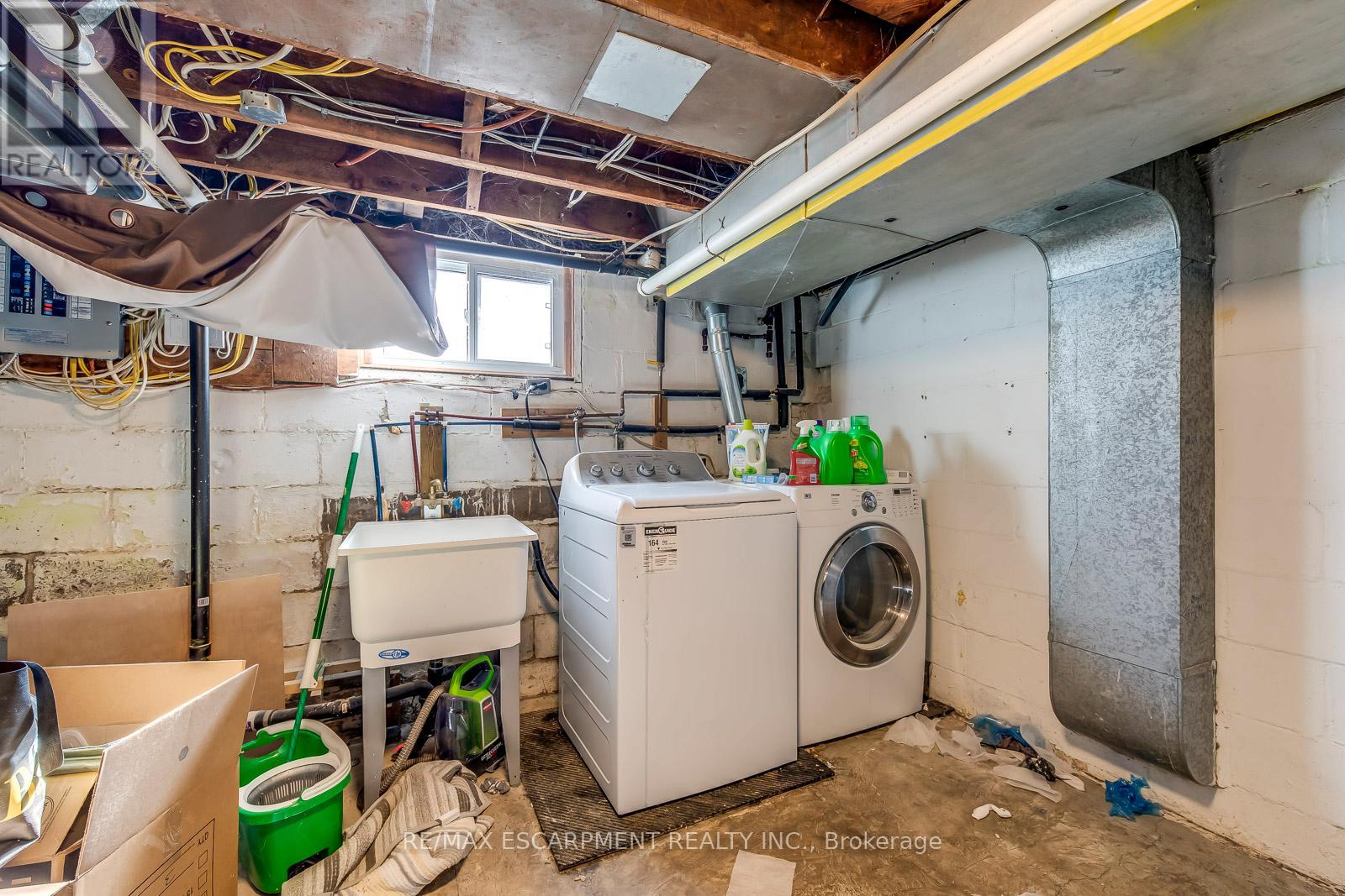 142 Ewen Road, Hamilton, Ontario  L8S 3C7 - Photo 37 - X12828982