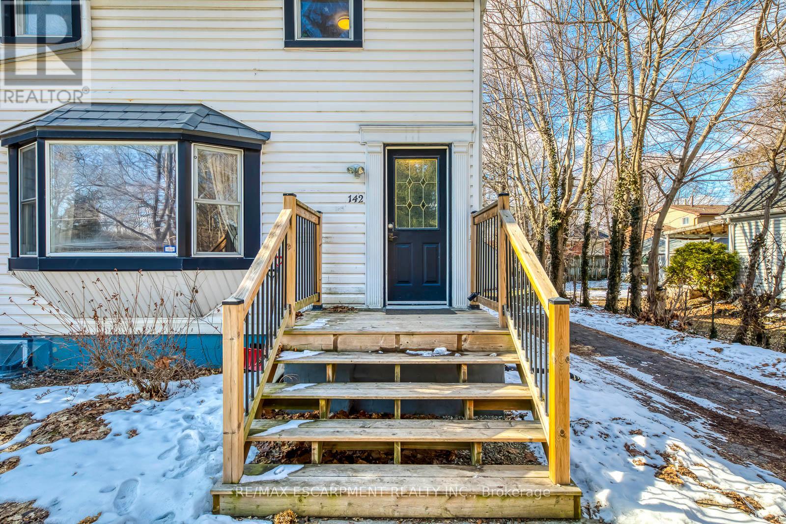142 Ewen Road, Hamilton, Ontario  L8S 3C7 - Photo 7 - X12828982
