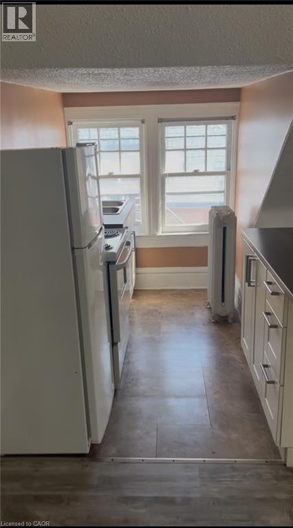 12 Duke Street, Hamilton, Ontario  L8P 1X1 - Photo 2 - 40808366