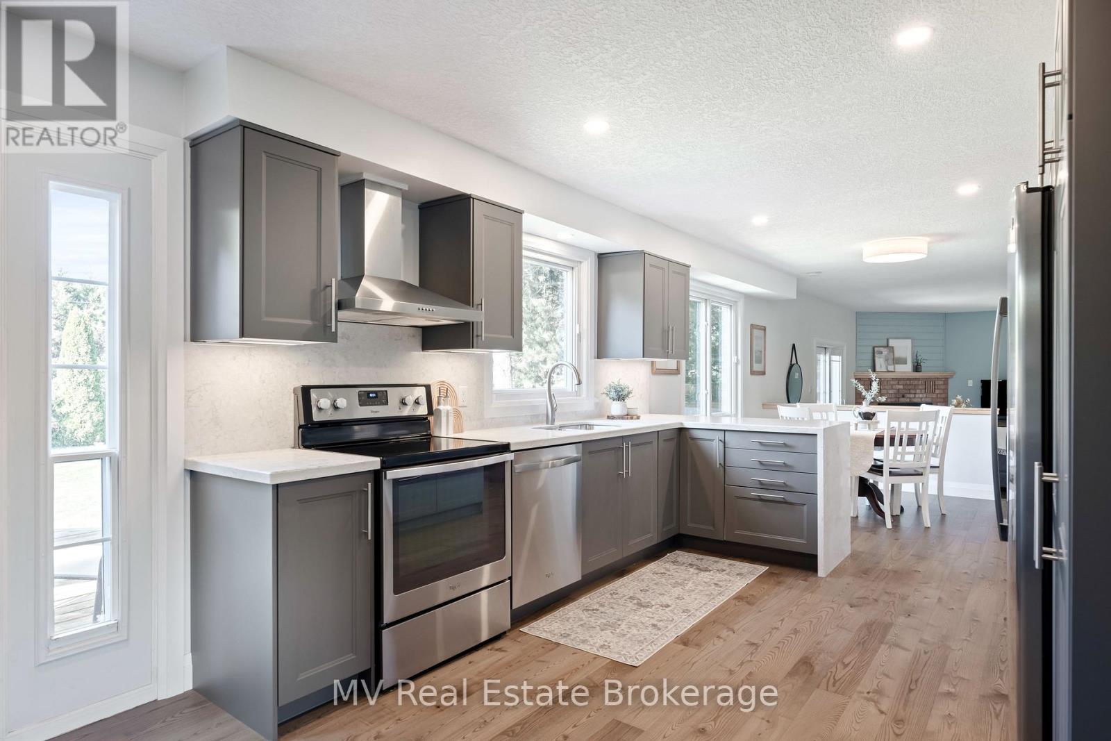 4 Sargent Boulevard, Centre Wellington, Ontario  N0B 1J0 - Photo 11 - X12829016