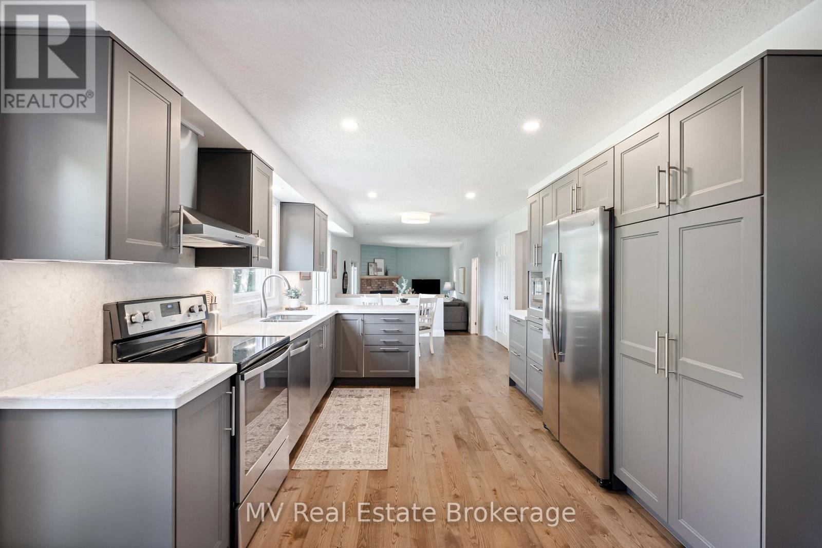 4 Sargent Boulevard, Centre Wellington, Ontario  N0B 1J0 - Photo 12 - X12829016