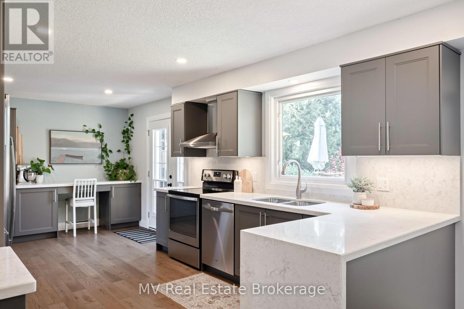 4 Sargent Boulevard, Centre Wellington, Ontario  N0B 1J0 - Photo 16 - X12829016