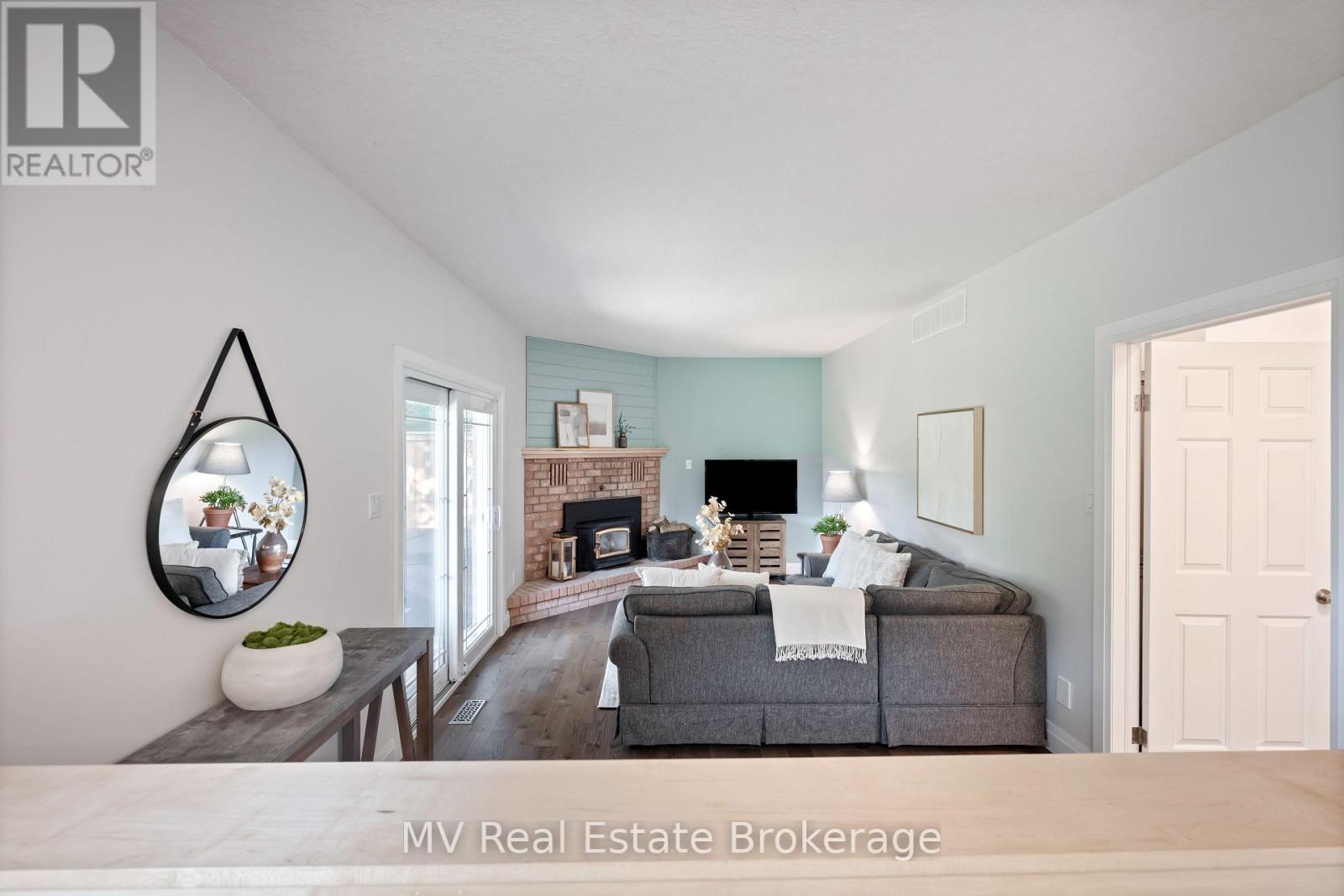 4 Sargent Boulevard, Centre Wellington, Ontario  N0B 1J0 - Photo 21 - X12829016