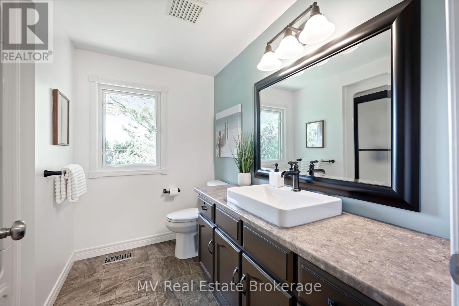 4 Sargent Boulevard, Centre Wellington, Ontario  N0B 1J0 - Photo 29 - X12829016