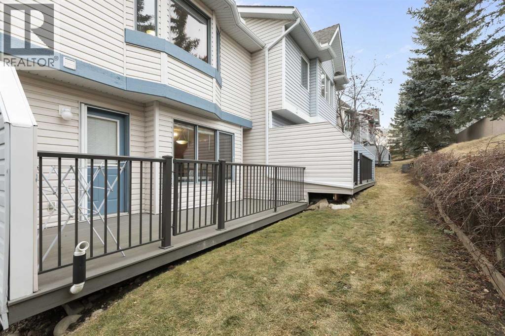 66 Patina Point Sw, Calgary, Alberta  T3H 3J7 - Photo 11 - A2283812