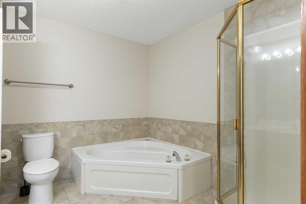 66 Patina Point Sw, Calgary, Alberta  T3H 3J7 - Photo 29 - A2283812