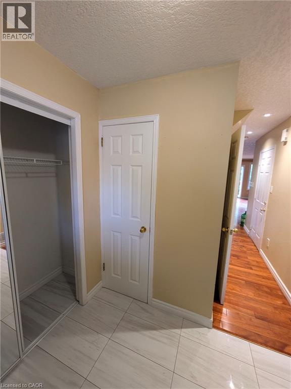 218 Dearborn Boulevard, Waterloo, Ontario  N2J 4Y3 - Photo 25 - 40808364