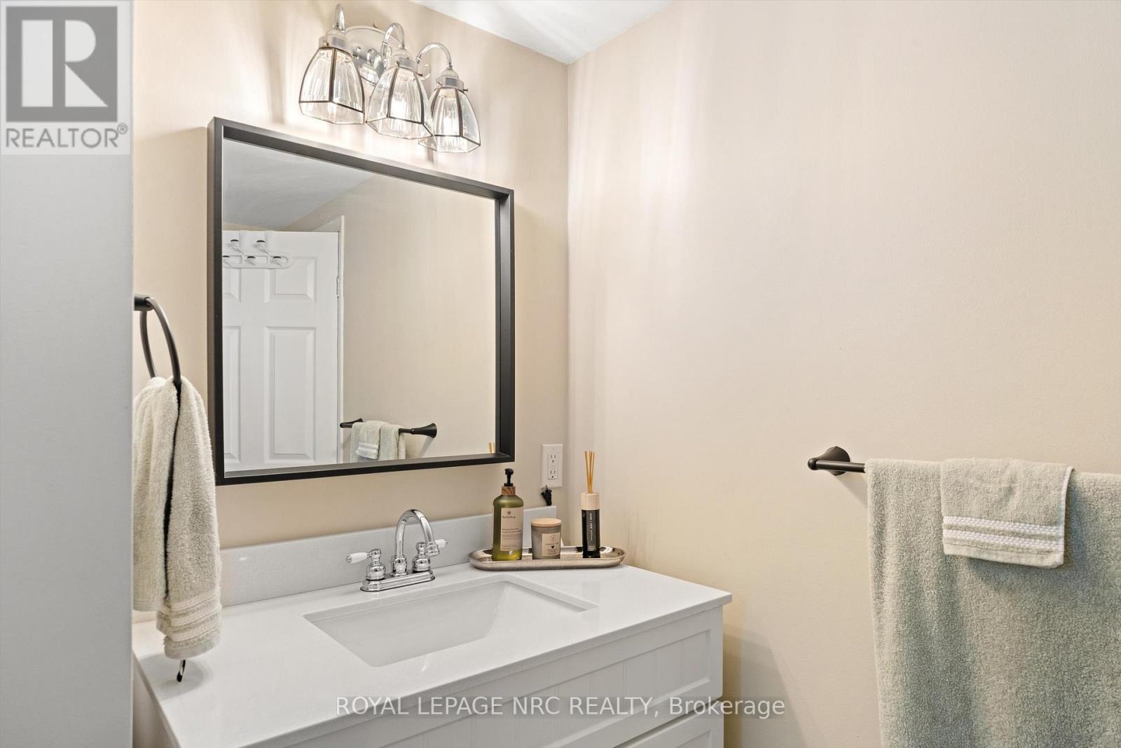 90 Oxford Street, St. Catharines, Ontario  L2P 3T6 - Photo 30 - X12829036