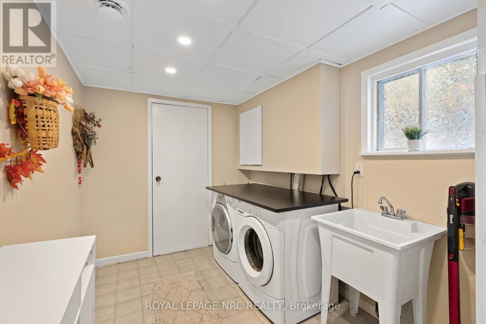 90 Oxford Street, St. Catharines, Ontario  L2P 3T6 - Photo 31 - X12829036