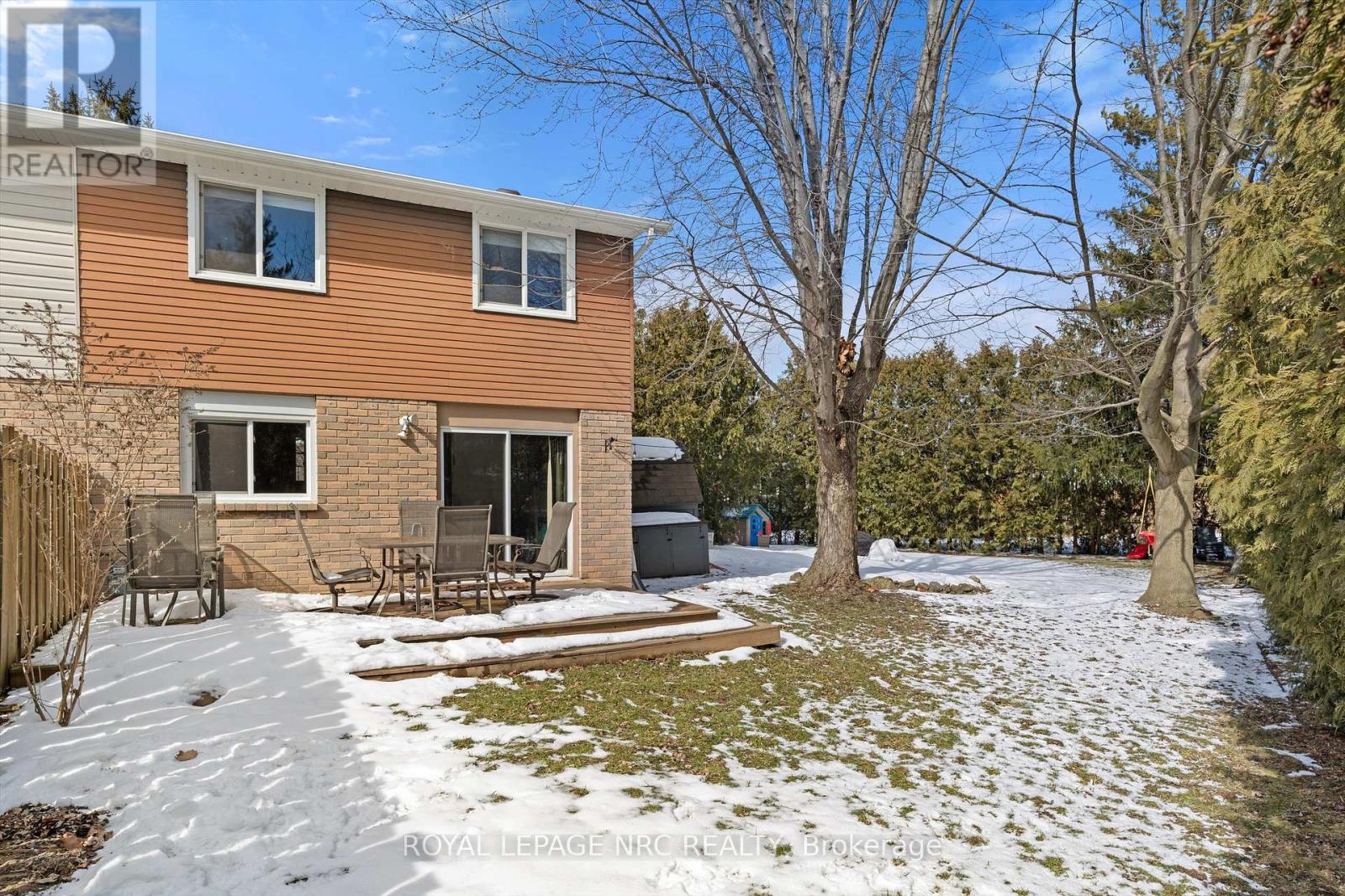 90 Oxford Street, St. Catharines, Ontario  L2P 3T6 - Photo 32 - X12829036