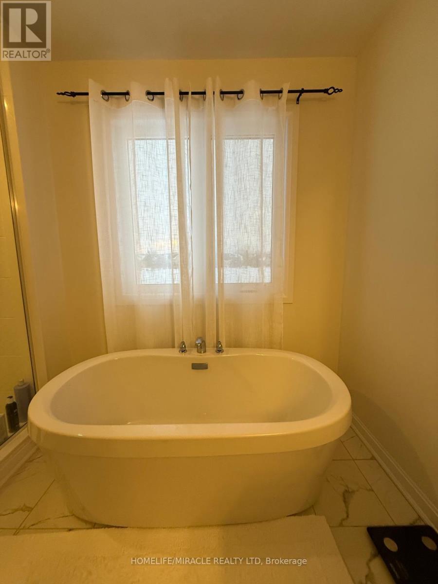 62 Golf Links Drive, Loyalist, Ontario  K0H 1G0 - Photo 39 - X12819596