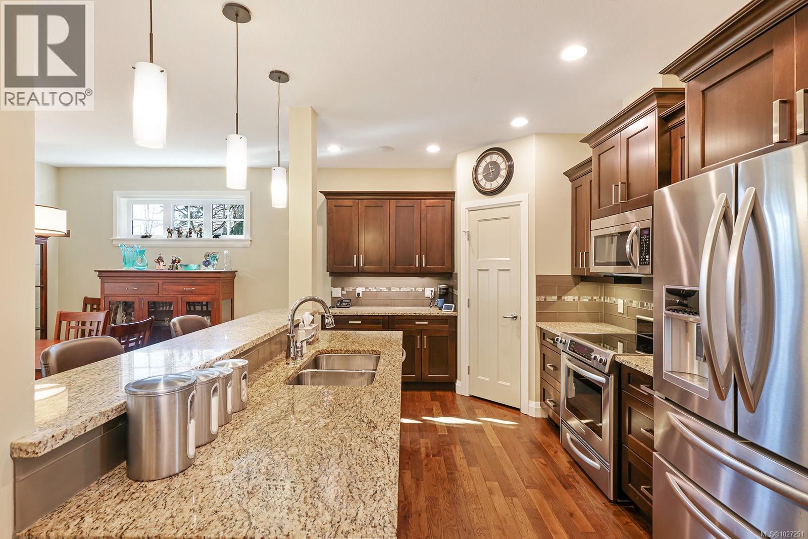 107 1055 Crown Isle Dr, Courtenay, British Columbia  V9N 0A5 - Photo 18 - 1027251