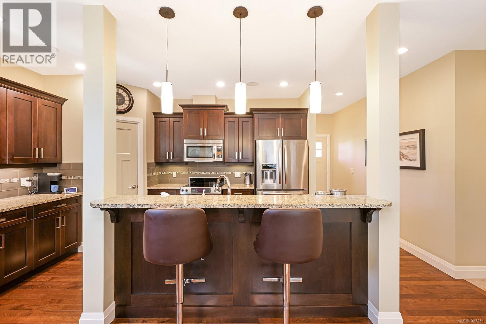 107 1055 Crown Isle Dr, Courtenay, British Columbia  V9N 0A5 - Photo 15 - 1027251