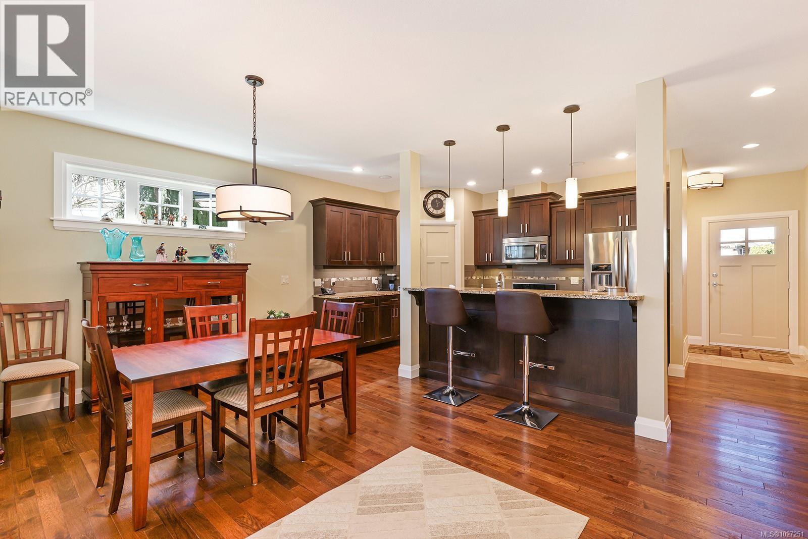 107 1055 Crown Isle Dr, Courtenay, British Columbia  V9N 0A5 - Photo 12 - 1027251