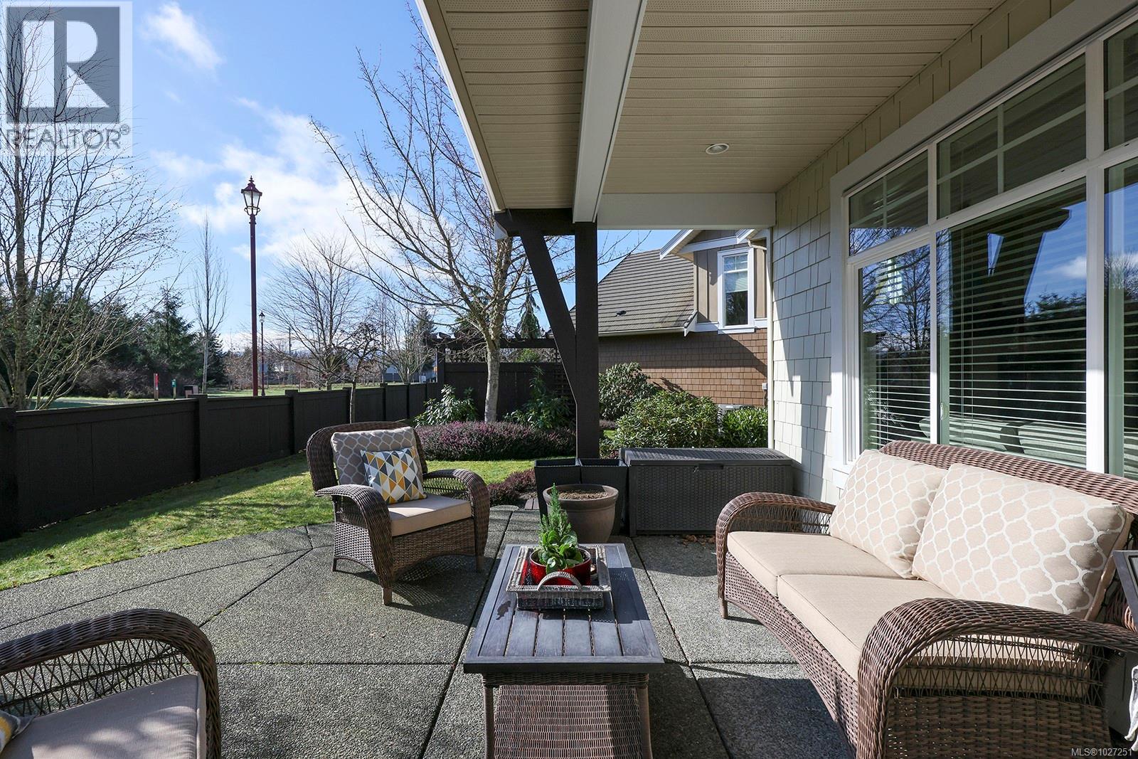 107 1055 Crown Isle Dr, Courtenay, British Columbia  V9N 0A5 - Photo 36 - 1027251