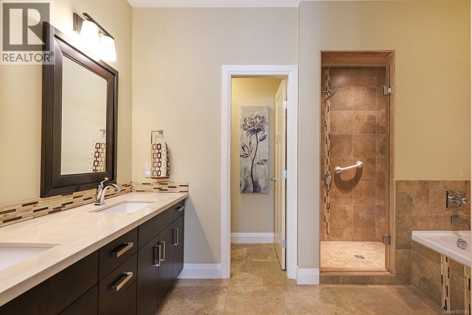 107 1055 Crown Isle Dr, Courtenay, British Columbia  V9N 0A5 - Photo 26 - 1027251