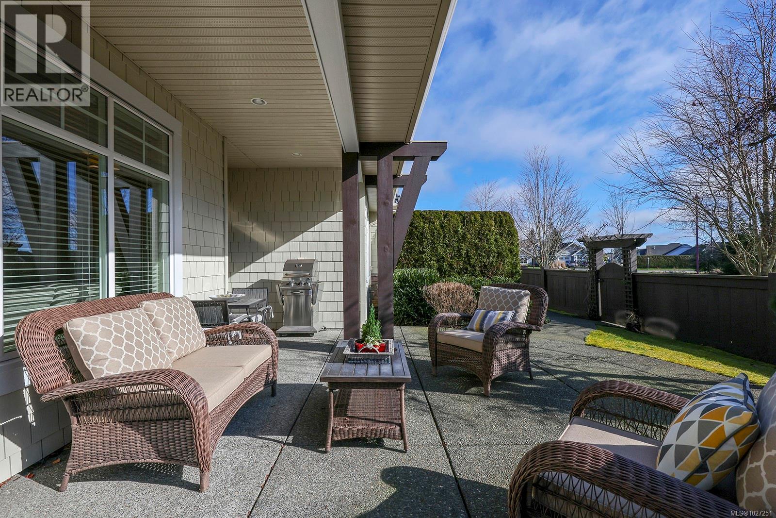 107 1055 Crown Isle Dr, Courtenay, British Columbia  V9N 0A5 - Photo 39 - 1027251