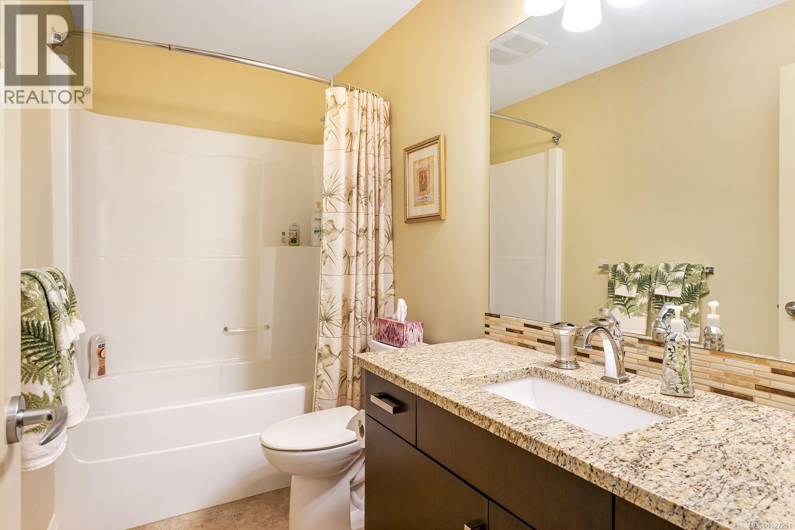 107 1055 Crown Isle Dr, Courtenay, British Columbia  V9N 0A5 - Photo 33 - 1027251