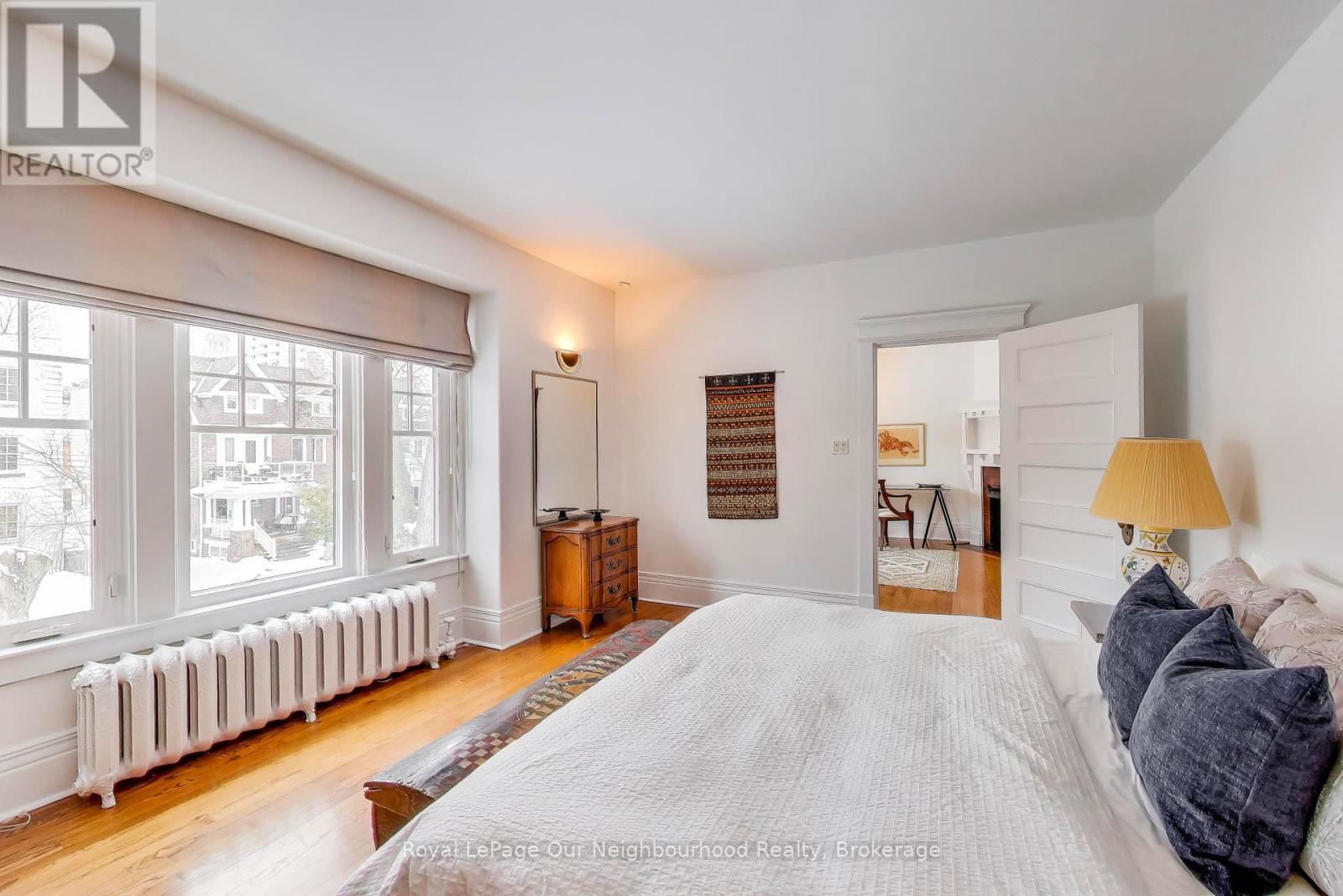 64 Kendal Avenue, Toronto, Ontario  M5R 1L9 - Photo 18 - C12829020