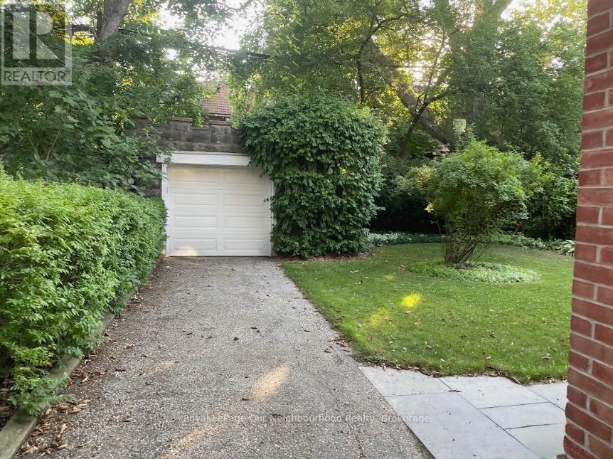 64 Kendal Avenue, Toronto, Ontario  M5R 1L9 - Photo 38 - C12829020