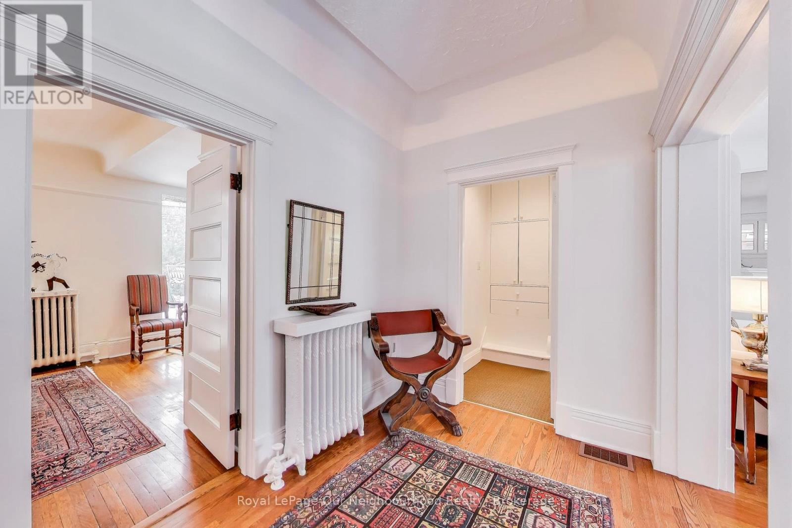 64 Kendal Avenue, Toronto, Ontario  M5R 1L9 - Photo 4 - C12829020